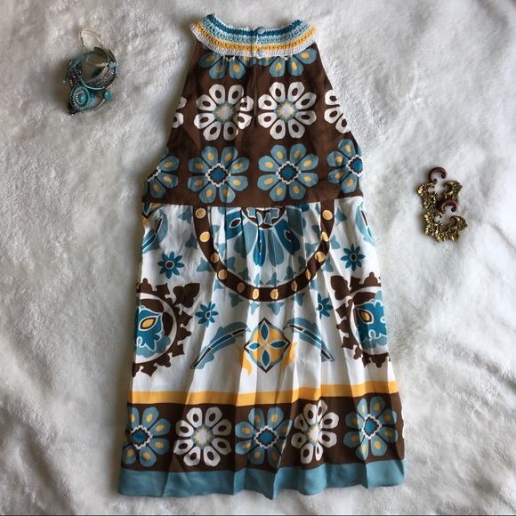 {NICOLE} Festival Top with Crochet Neckline Detail - Picture 3 of 8